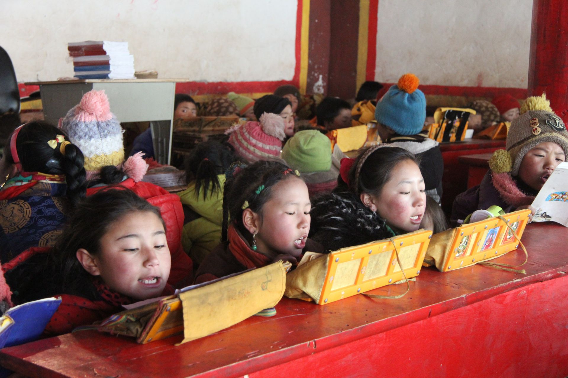 呼和浩特罗斌教育资源开发有限公司公益回顾丨家国同欢月同圆 温暖满载甘孜州(图12)